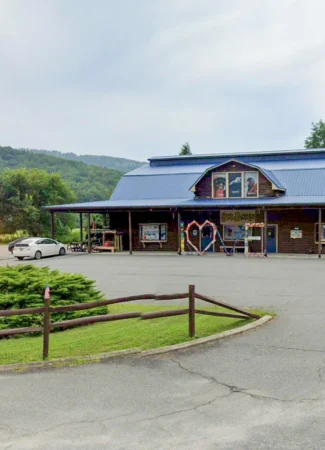 Ski Barn Wintergreen